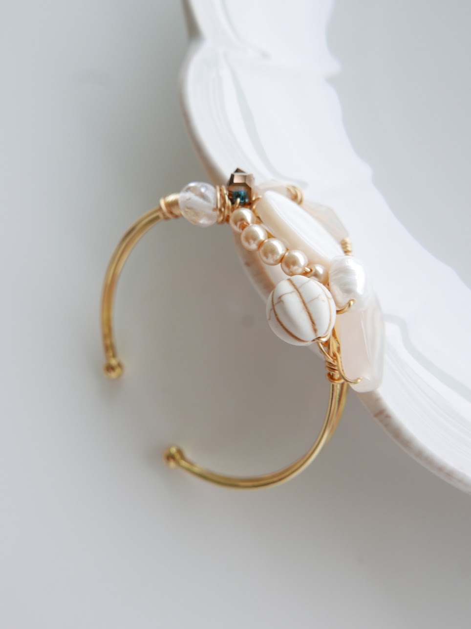 Pure Vision, Framed Cuff (Freshwater Pearls, Quartz Stones)