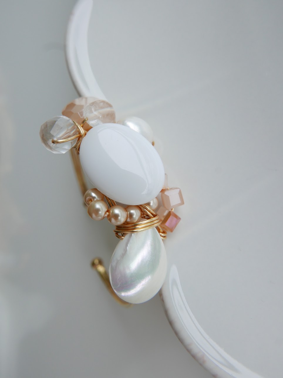 Reflective Ivory Pearl Cuff