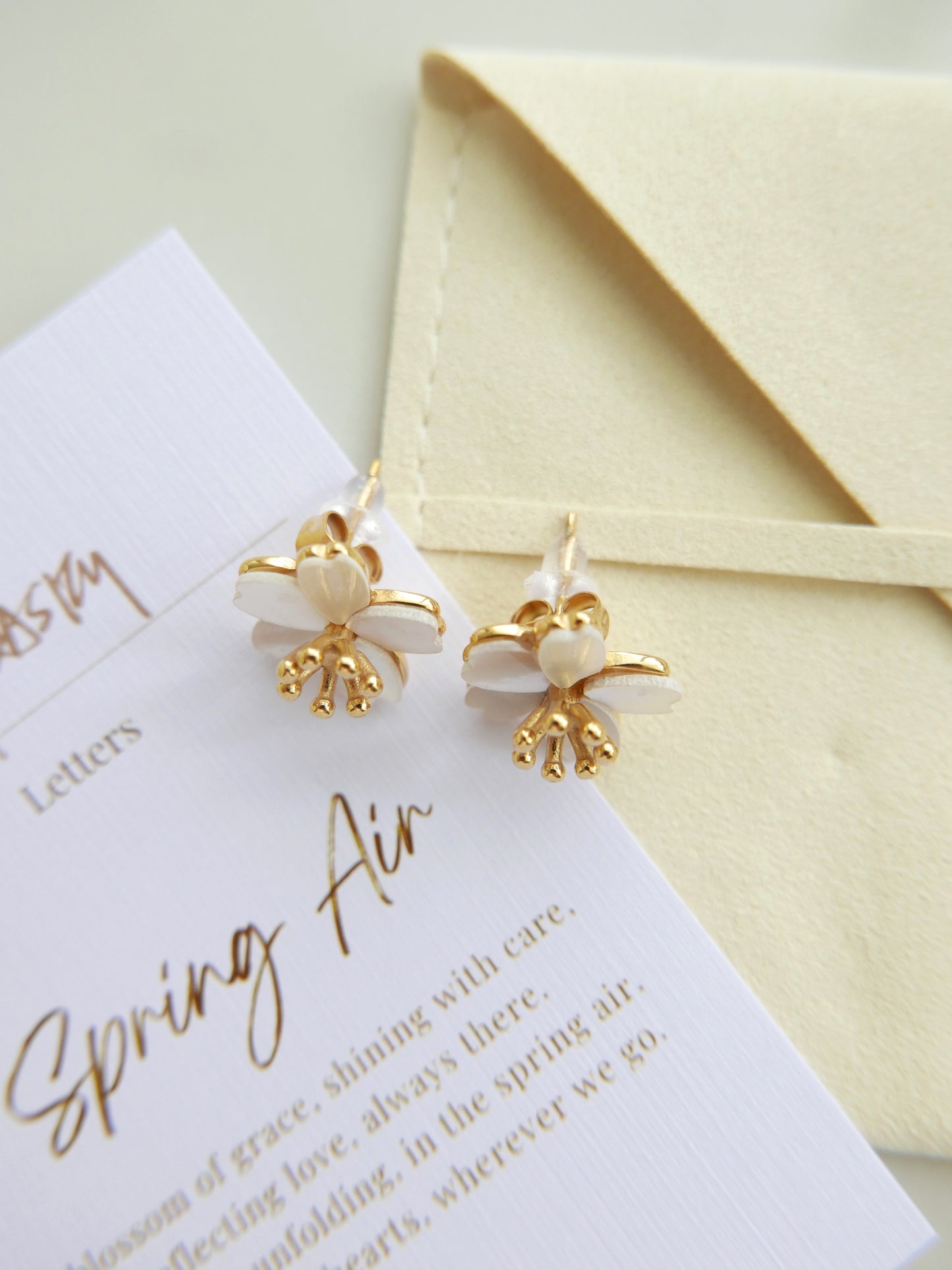 Spring Air Earrings