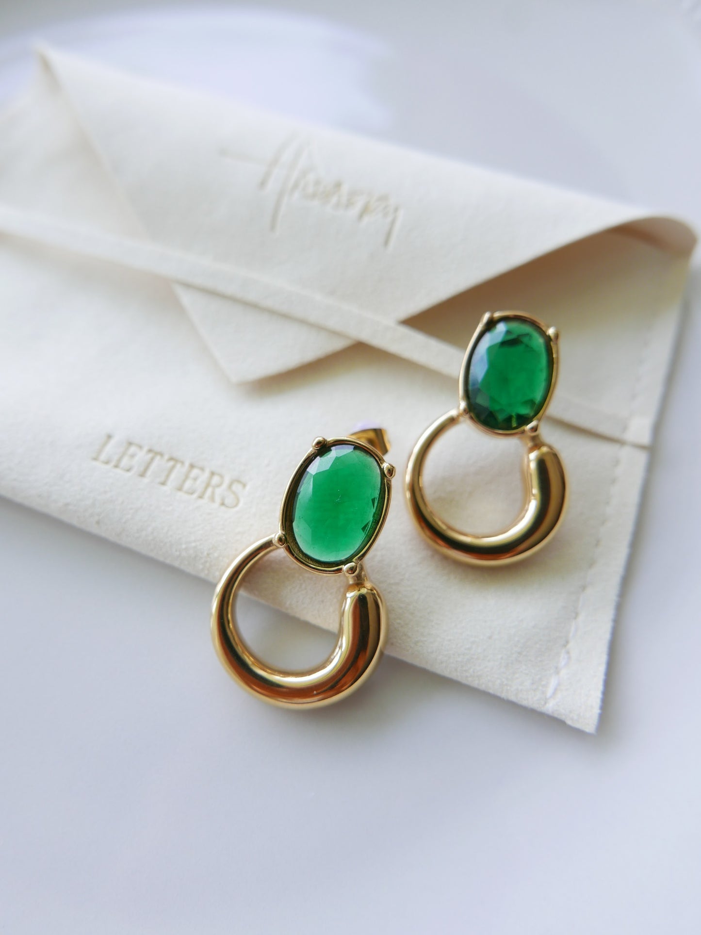 Circle Zircon Eternal Green Earrings